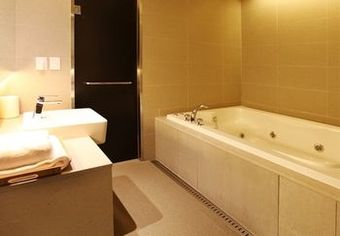Vine Hotel