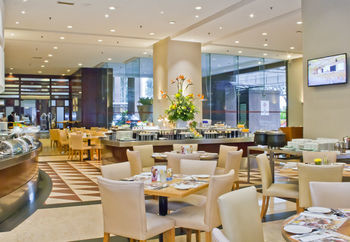 Hotel Grand Seasons