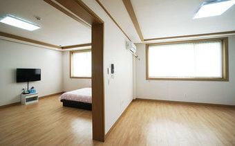 Bed & Breakfast Gambi Namu Pension