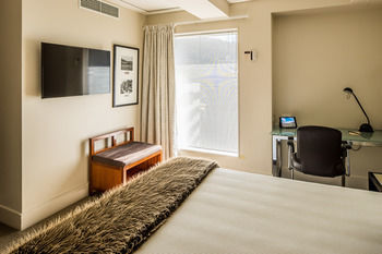 Hotel Bolton