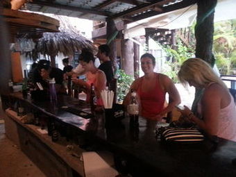 La Delphina Bed And Breakfast Bar And Grill Hotel
