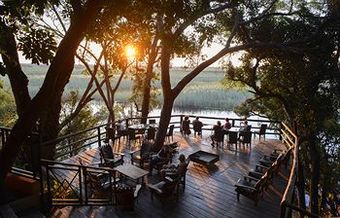 Posada Namushasha River Lodge