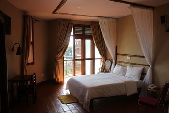 Sky Beach Hotel