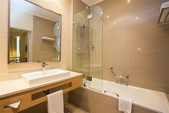 Hotel Lansmore Masa Square