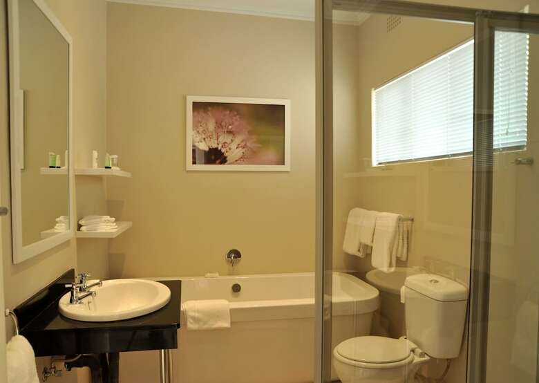 Hotel Cresta Sprayview