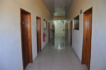 Oscarpak Royal Hotel