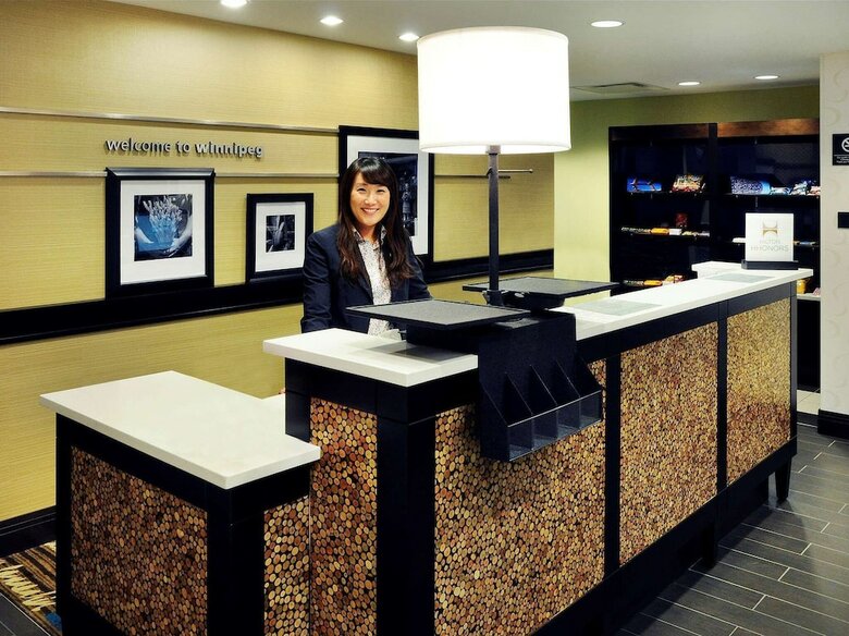 Hotel Hampton Inn By Hilton Winnipeg/airport