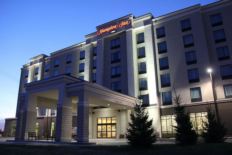 Hotel Hampton Inn By Hilton Winnipeg/airport