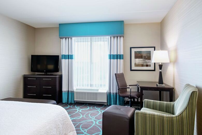 Hotel Hampton Inn By Hilton Winnipeg/airport