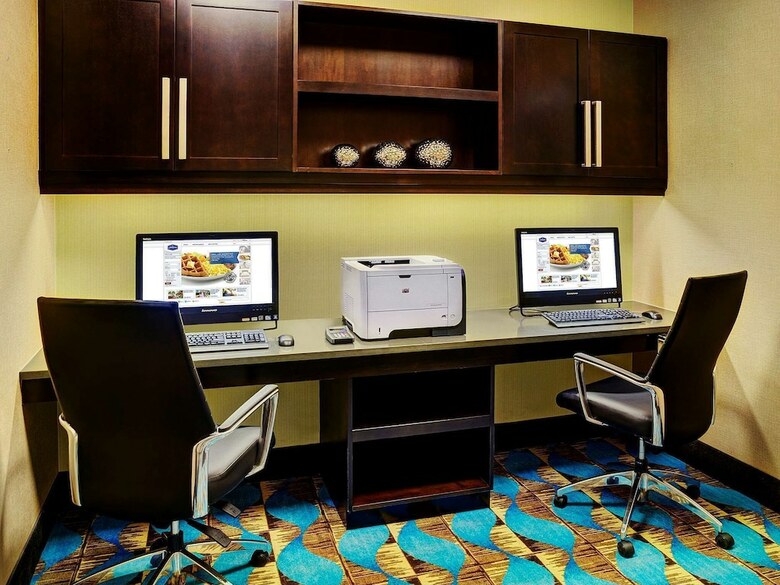 Hotel Hampton Inn By Hilton Winnipeg/airport