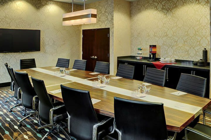 Hotel Hampton Inn By Hilton Winnipeg/airport