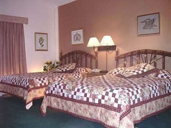Hostal Heffley Boutique Inn