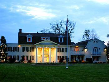 Aparthotel Riverbend Inn And Vineyard