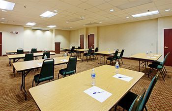 Holiday Inn Express Hotel & Suites Sylacauga