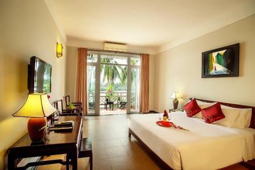 Hotel Hoi An Beach Resort