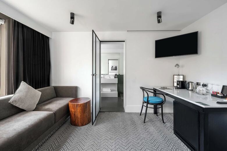 Diamant Boutique Hotel Canberra