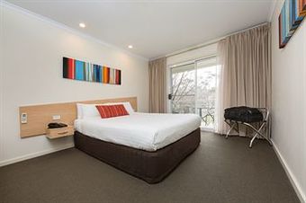 Hotel Premier Inn Belconnen (family)