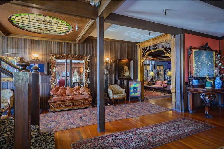 The Mendocino Hotel And Garden Suites