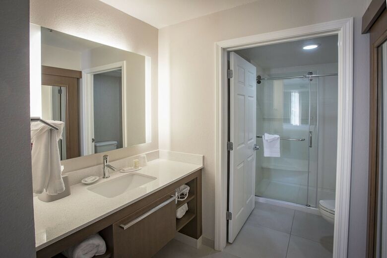 Hotel Residence Inn By Marriott Pensacola Downtown
