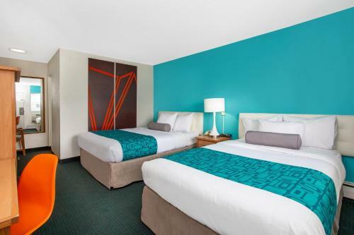 Hotel Howard Johnson Express Inn - Colorado Springs