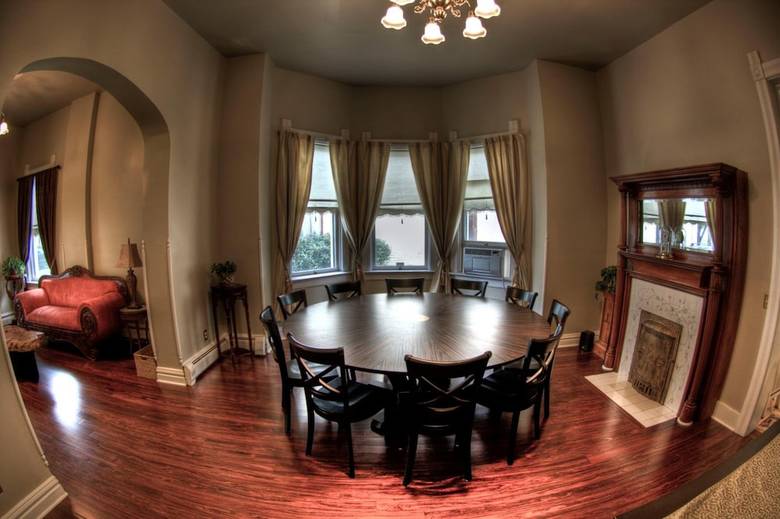 Queen Anne Bed And Breakfast