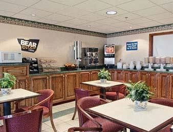 Motel Travelodge Suites Savannah Pooler