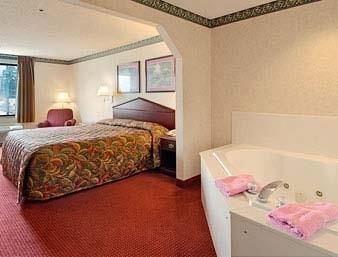 Motel Travelodge Suites Savannah Pooler
