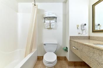 Hotel Americas Best Value Inn And Suites Carrollton
