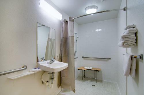 Motel 6 Salina