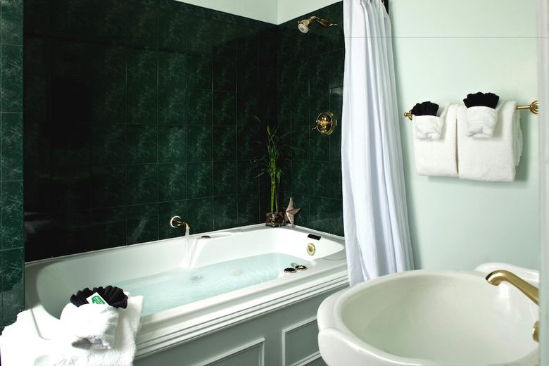 Bed & Breakfast Maine Stay Inn & Cottages