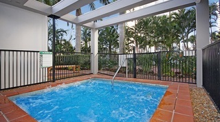 Australis Sovereign Hotel