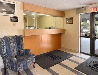 Motel Super 8 Waldorf Md