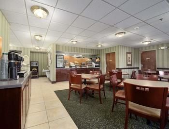 Hotel Baymont Inn & Suites Lexington