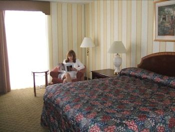 Hotel A Victory Inn & Suites - Ann Arbor