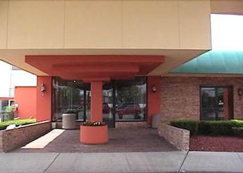 Hotel A Victory Inn & Suites - Ann Arbor