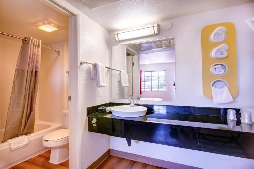 Motel 6 Santa Fe - Cerrillos Road South