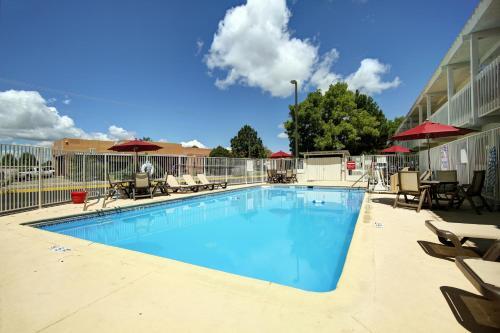 Motel 6 Santa Fe - Cerrillos Road South