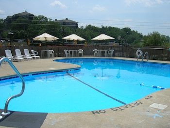 Motel The Mountaineer Inn