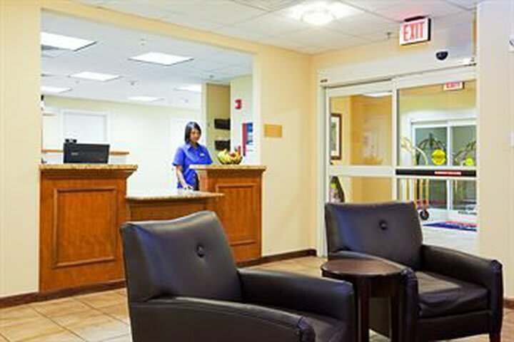 Hotel Candlewood Suites Jacksonville