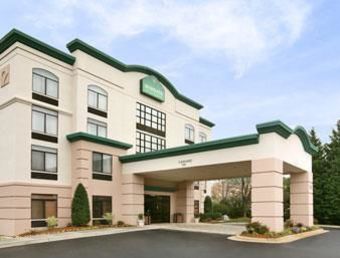 Hotel Wingate By Wyndham Raleigh South / Garner