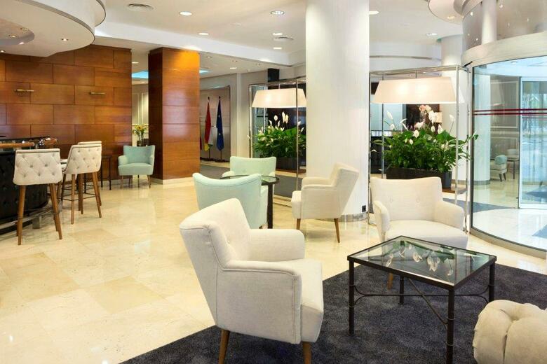 Hotel Gran Via