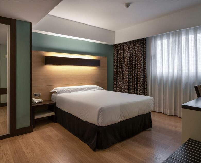Hotel Ciudad De Logro�o
