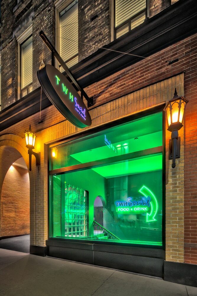 Walper Terrace Hotel