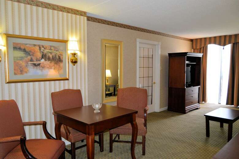 Best Western Genetti Hotel & Conference Center