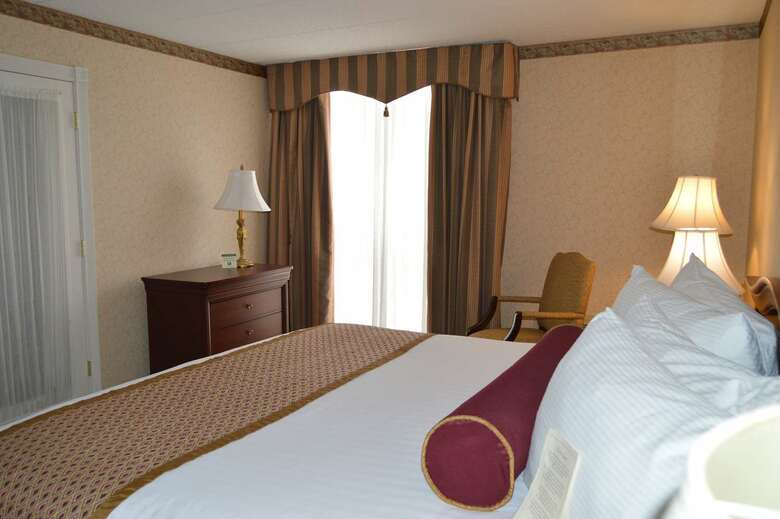 Best Western Genetti Hotel & Conference Center