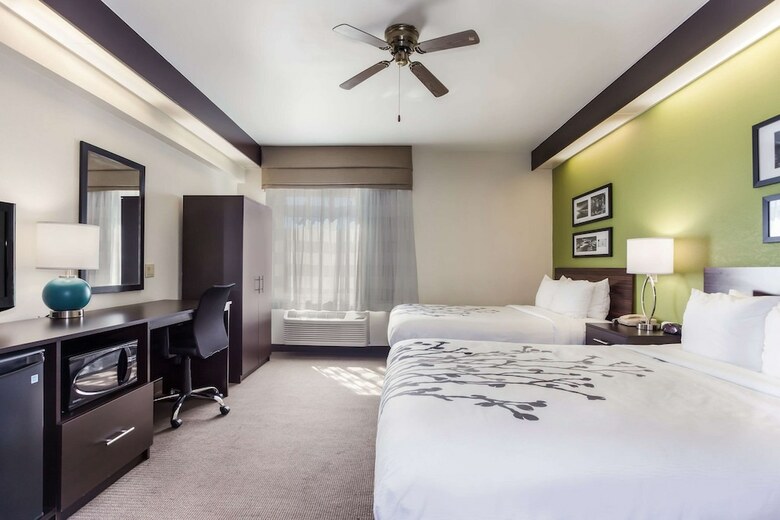 Hotel Sleep Inn At Harbour View