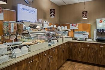 Hotel Holiday Inn Express Meadville (i-79 Exit 147a)