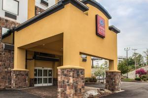 Hotel Comfort Suites Monroeville