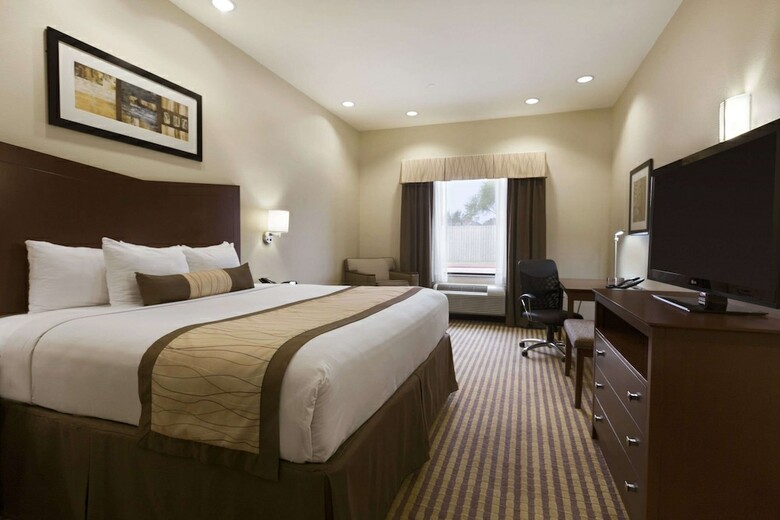 Hotel Baymont Inn & Suites Victoria