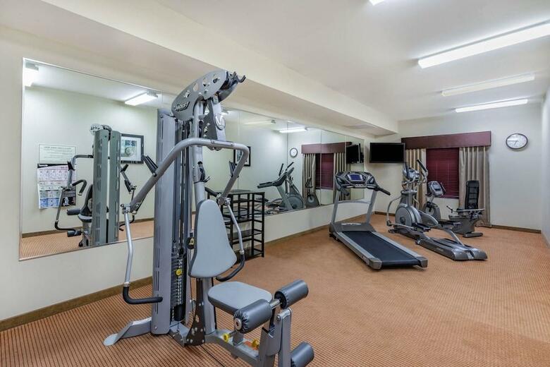 Hotel Baymont Inn & Suites Victoria